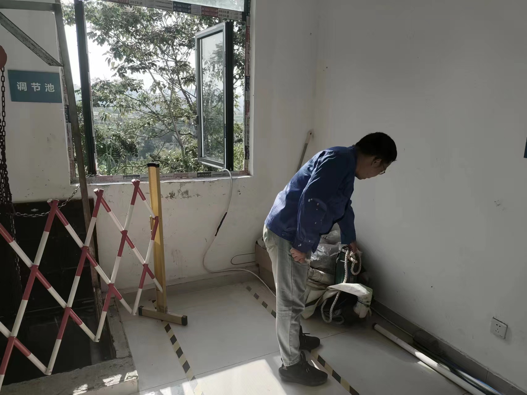 我司沙區人民醫院污水運維項目接受安全檢查