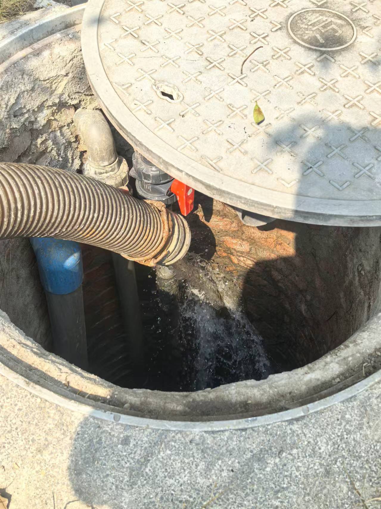 大學(xué)城醫(yī)院清掏工作