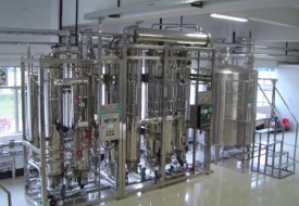 電加熱多效蒸餾水機